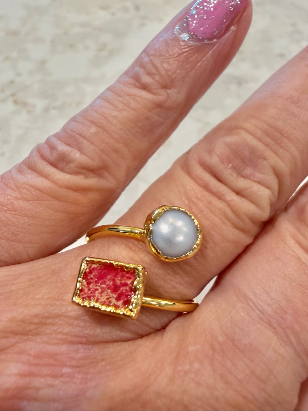 Artisan Gold Bypass Ring – Grey Pearl & Pink Sea Sediment Jasper